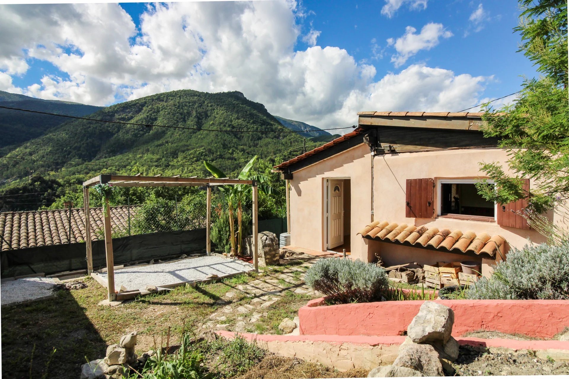 Maison à vendre, 70m², Roquesteron