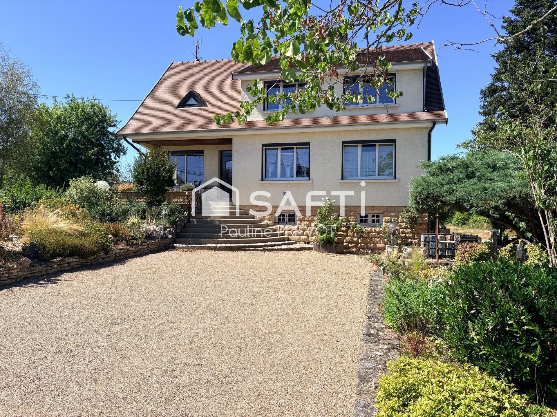 Maison à vendre, 197m², Paray-le-Monial