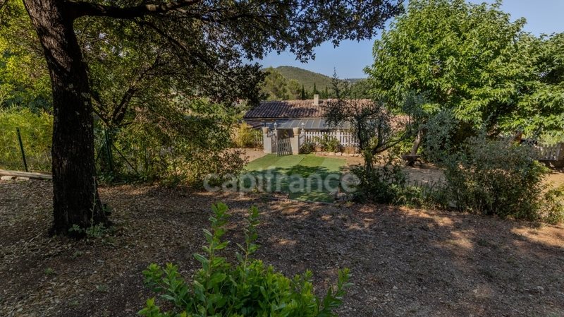Maison à vendre, 78m², La Roquebrussanne