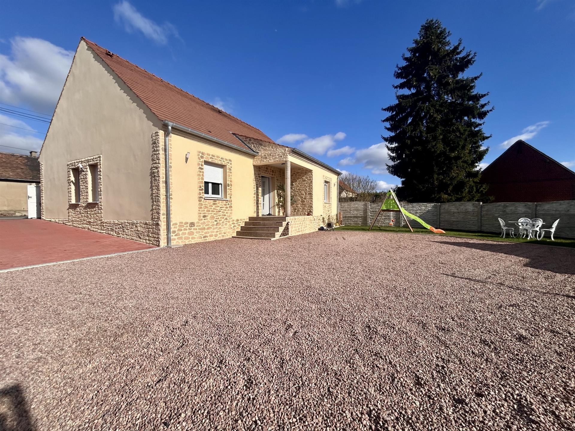 Maison à vendre, 118m², Therdonne