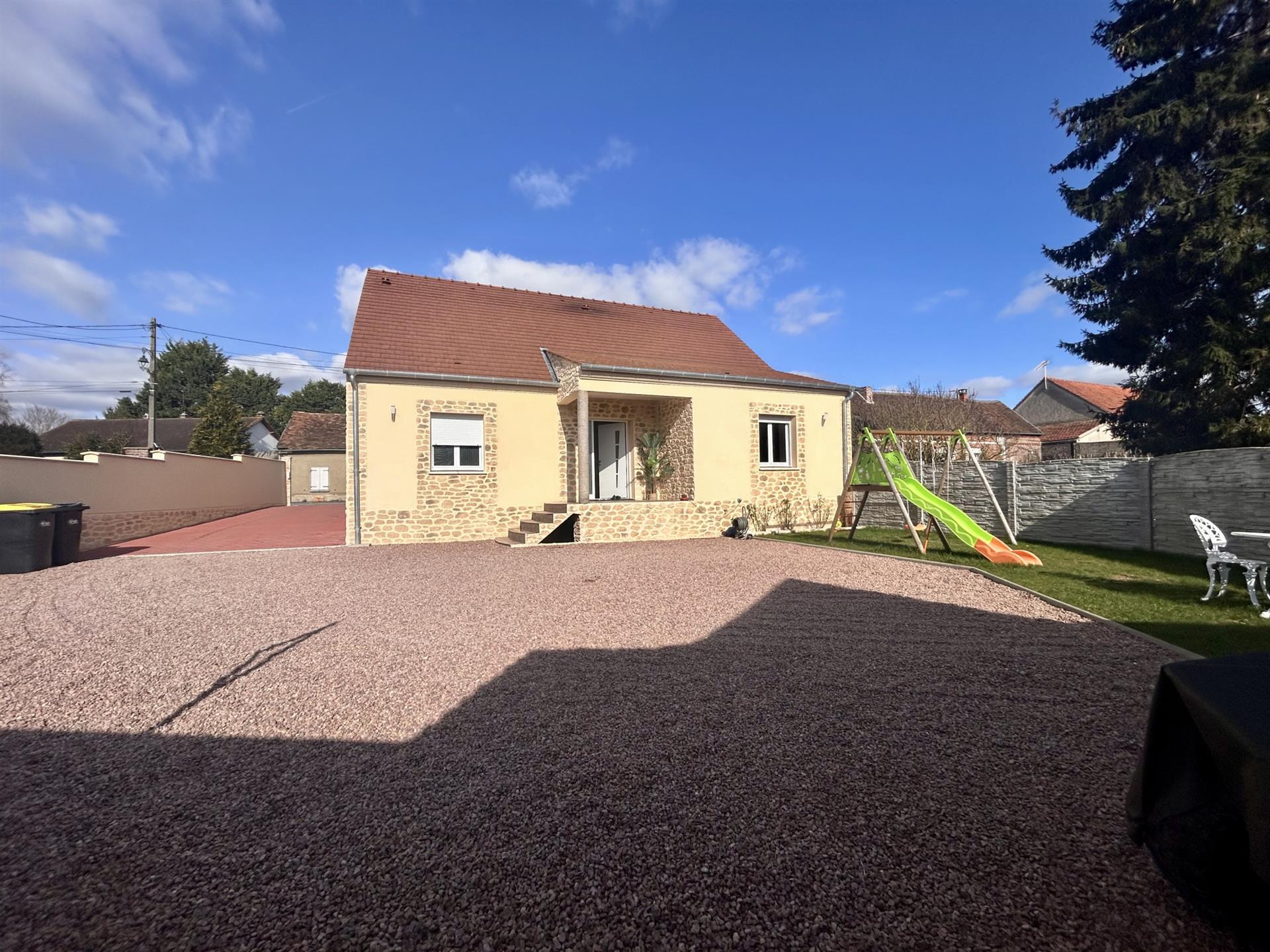 Maison à vendre, 118m², Therdonne