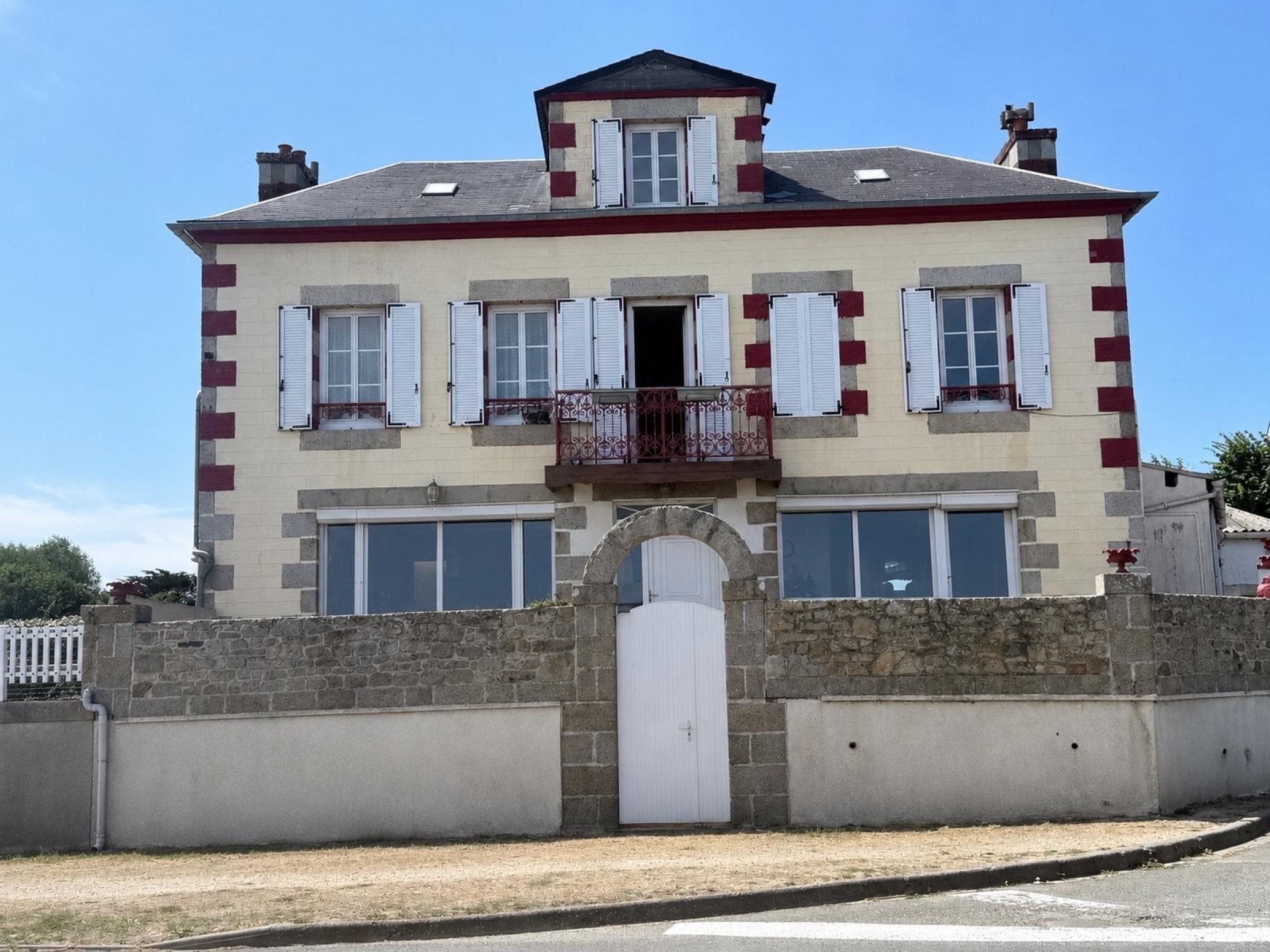 Maison à vendre, 160m², Saint-Pol-de-Léon