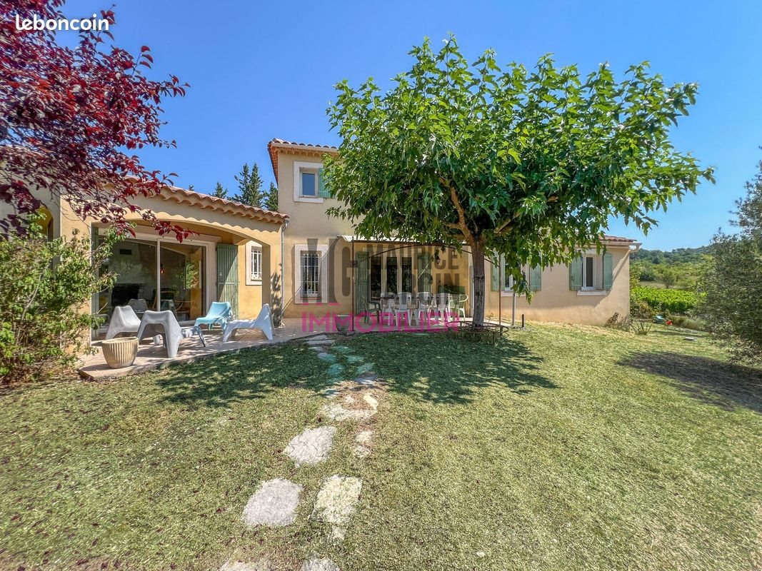 Maison à vendre, 145m², Mormoiron