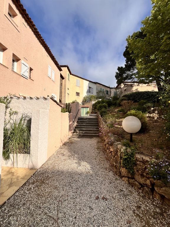 Maison à vendre, 93m², Grimaud