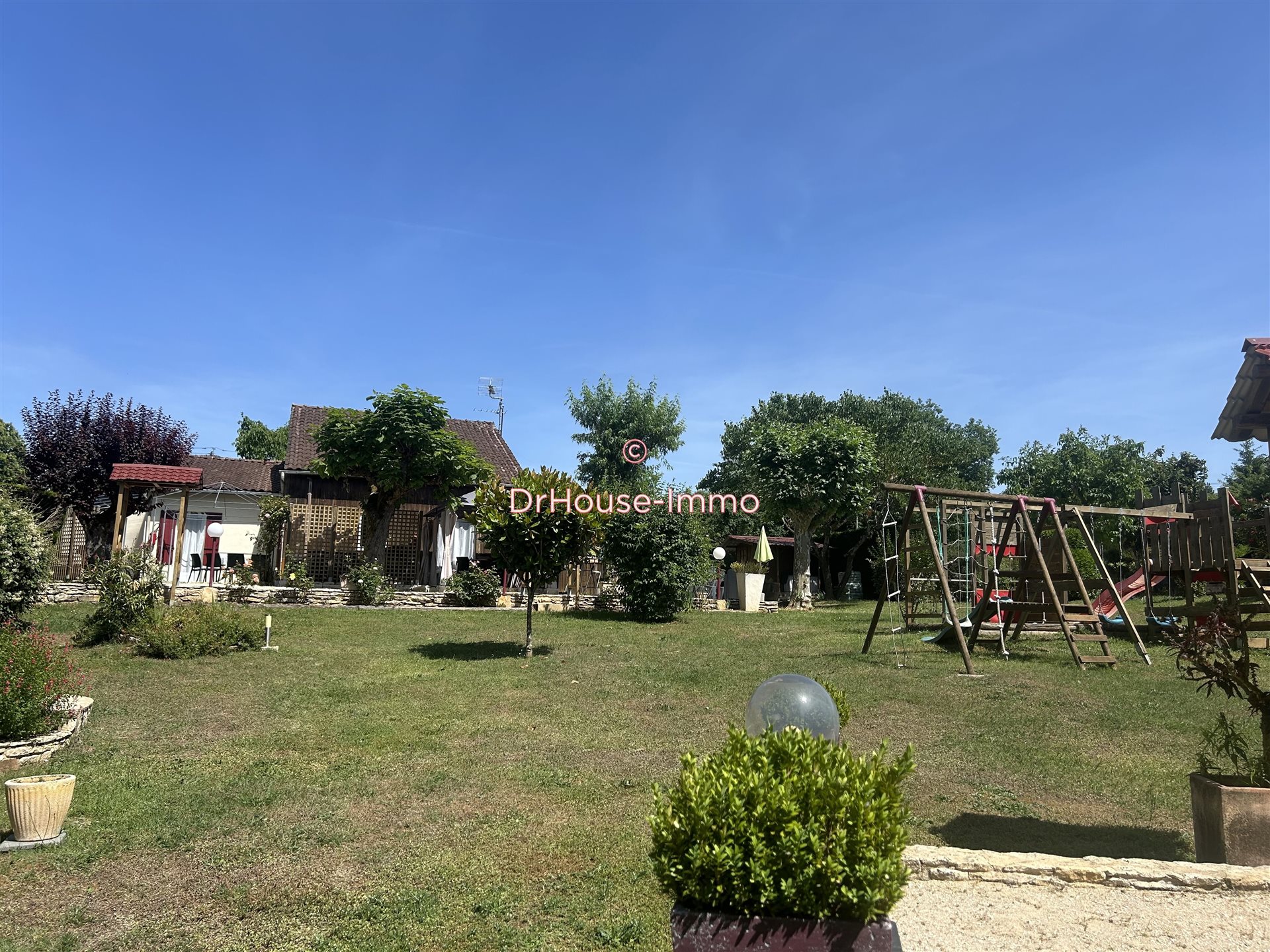 Maison à vendre, 220m², Saint-Crépin-et-Carlucet