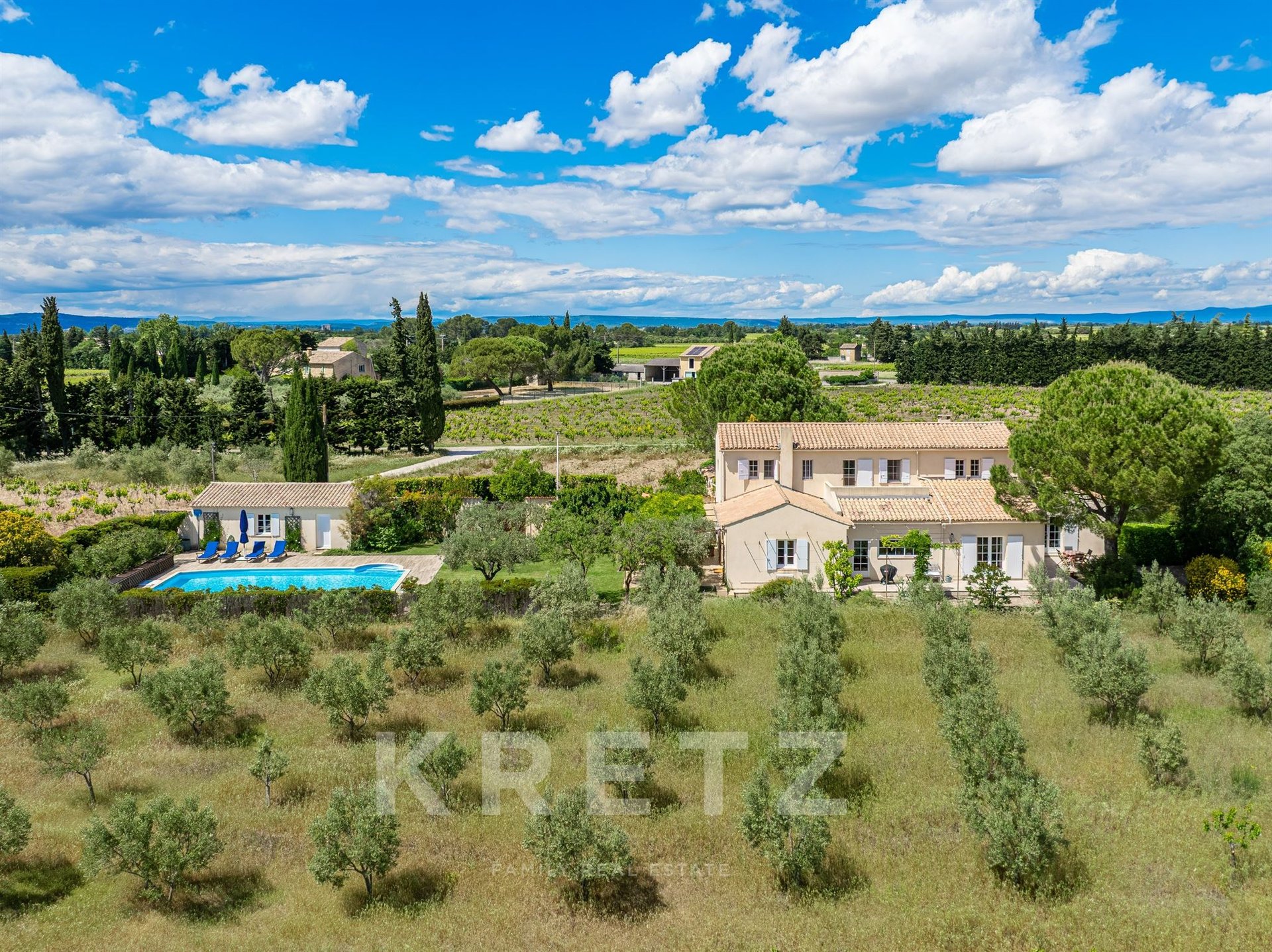 Maison à vendre, 257m², Sainte-Cécile-les-Vignes