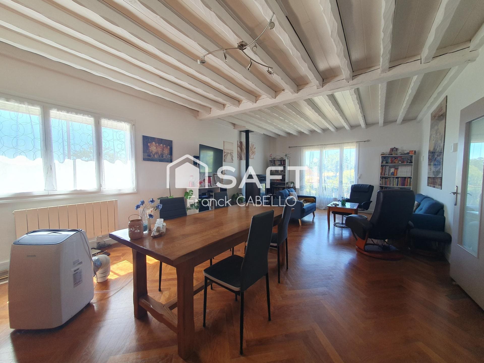 Maison à vendre, 186m², Le Mayet-de-Montagne