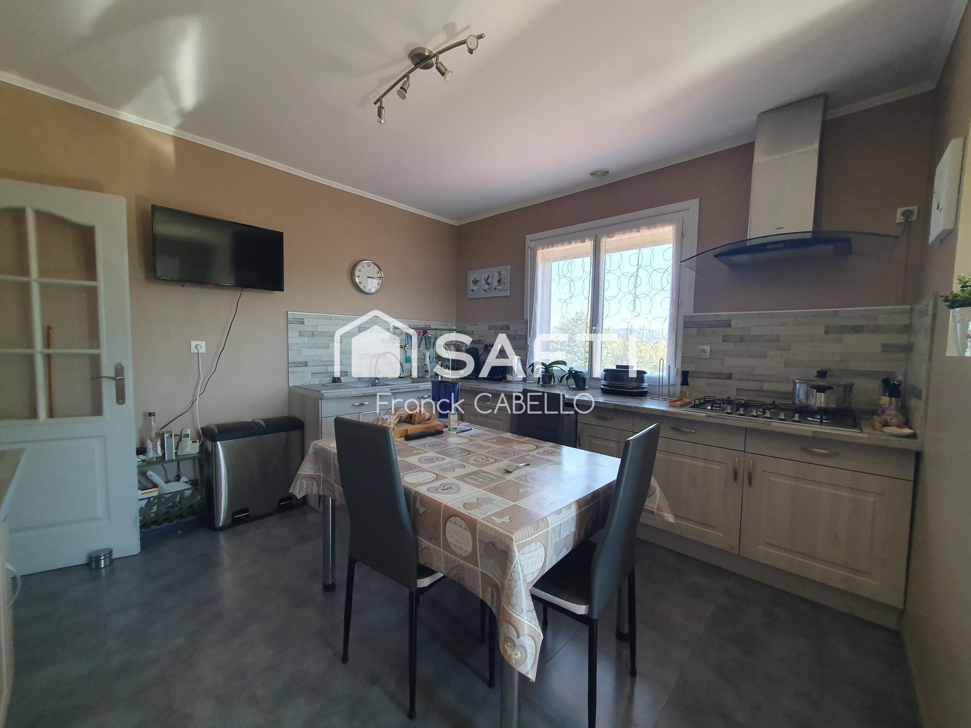 Maison à vendre, 186m², Le Mayet-de-Montagne