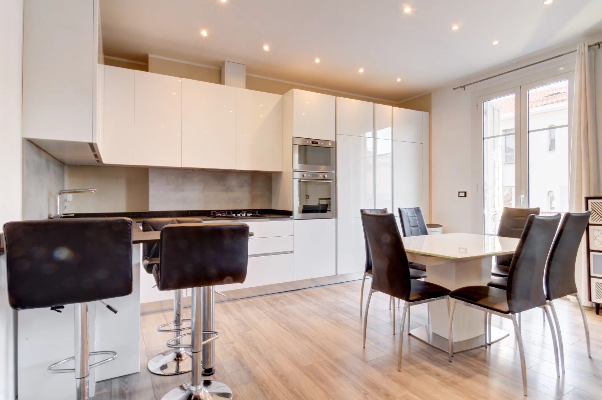 Appartement à vendre, 59m², Menton