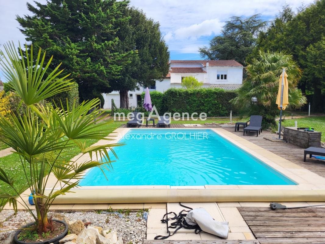 Maison à vendre, 275m², Le Douhet