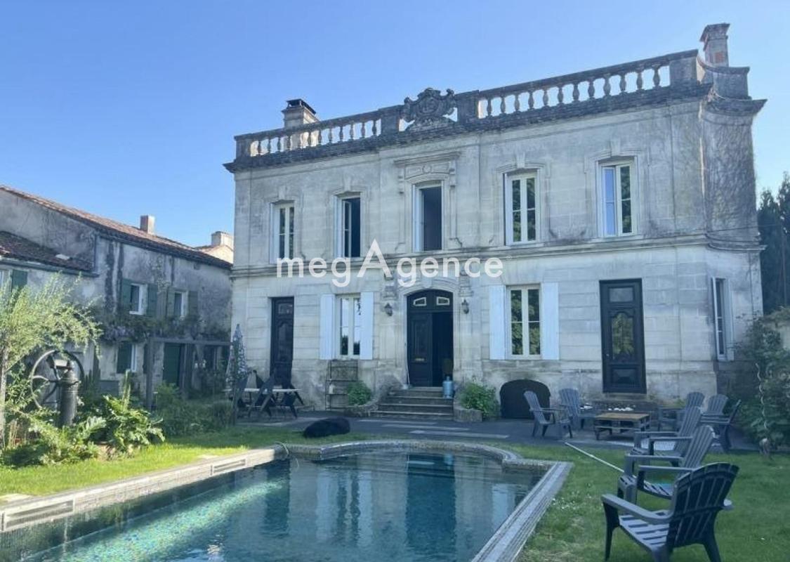 Maison à vendre, 367m², Saint-Porchaire
