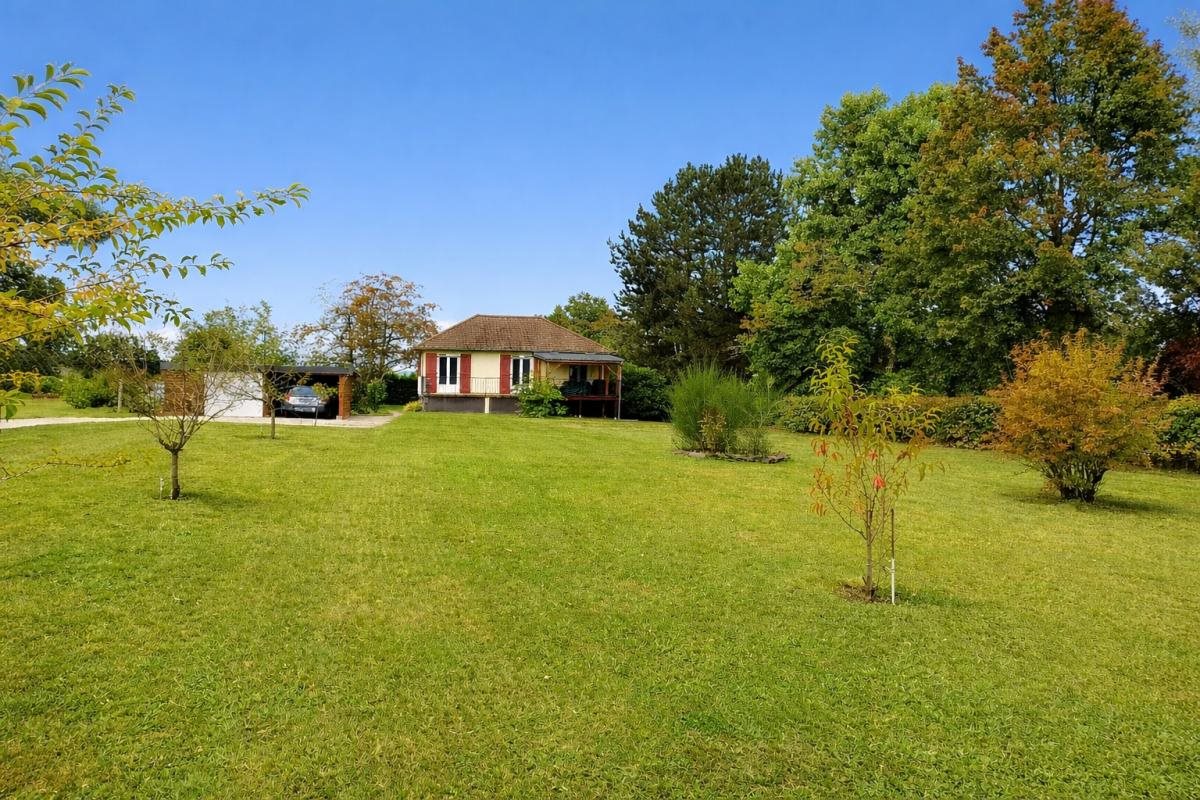 Maison à vendre, 77m², Soursac