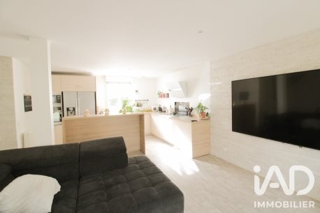 Maison à louer, 95m², Pommeuse