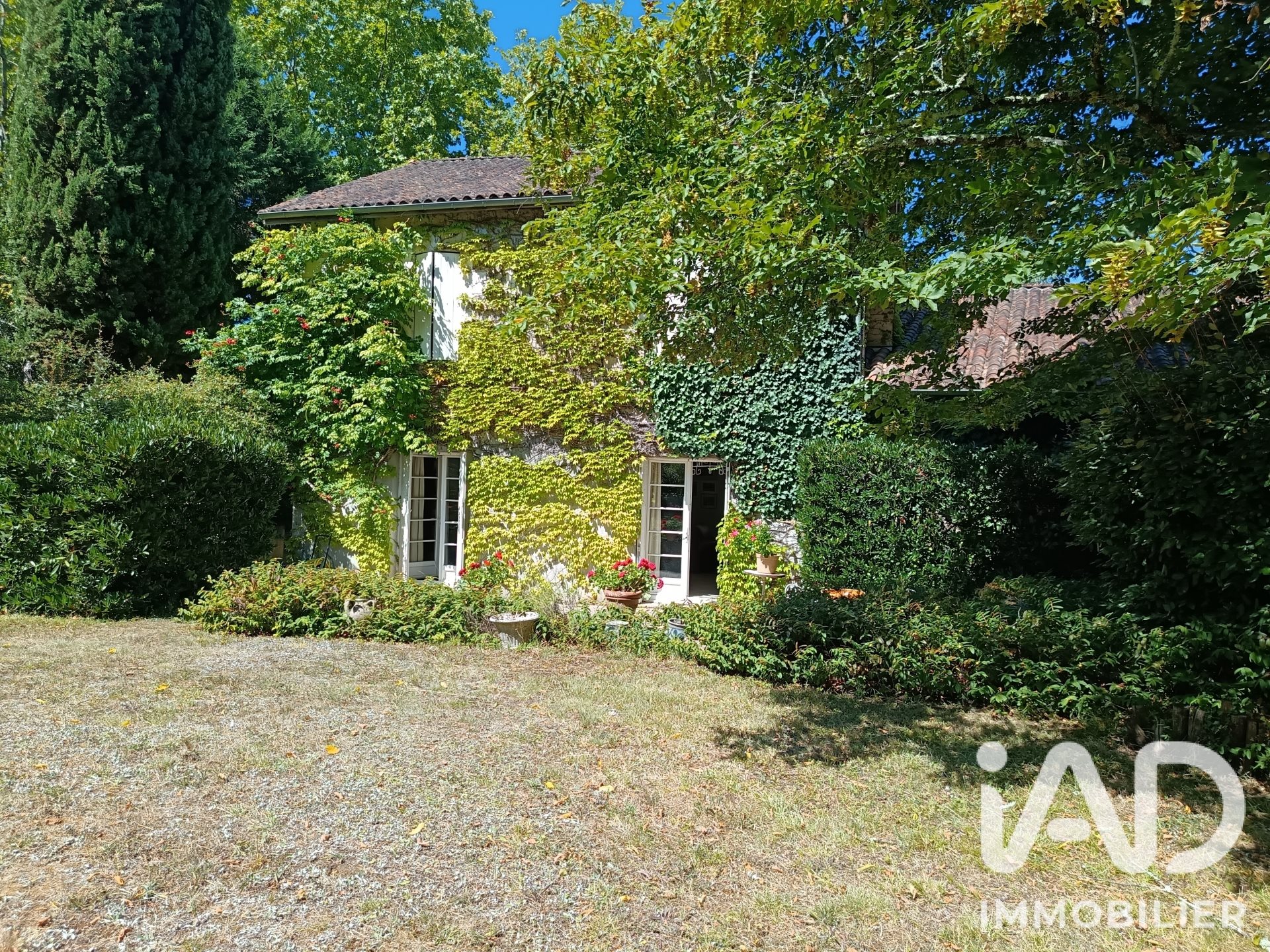 Maison à vendre, 138m², Saint Aulaye-Puymangou