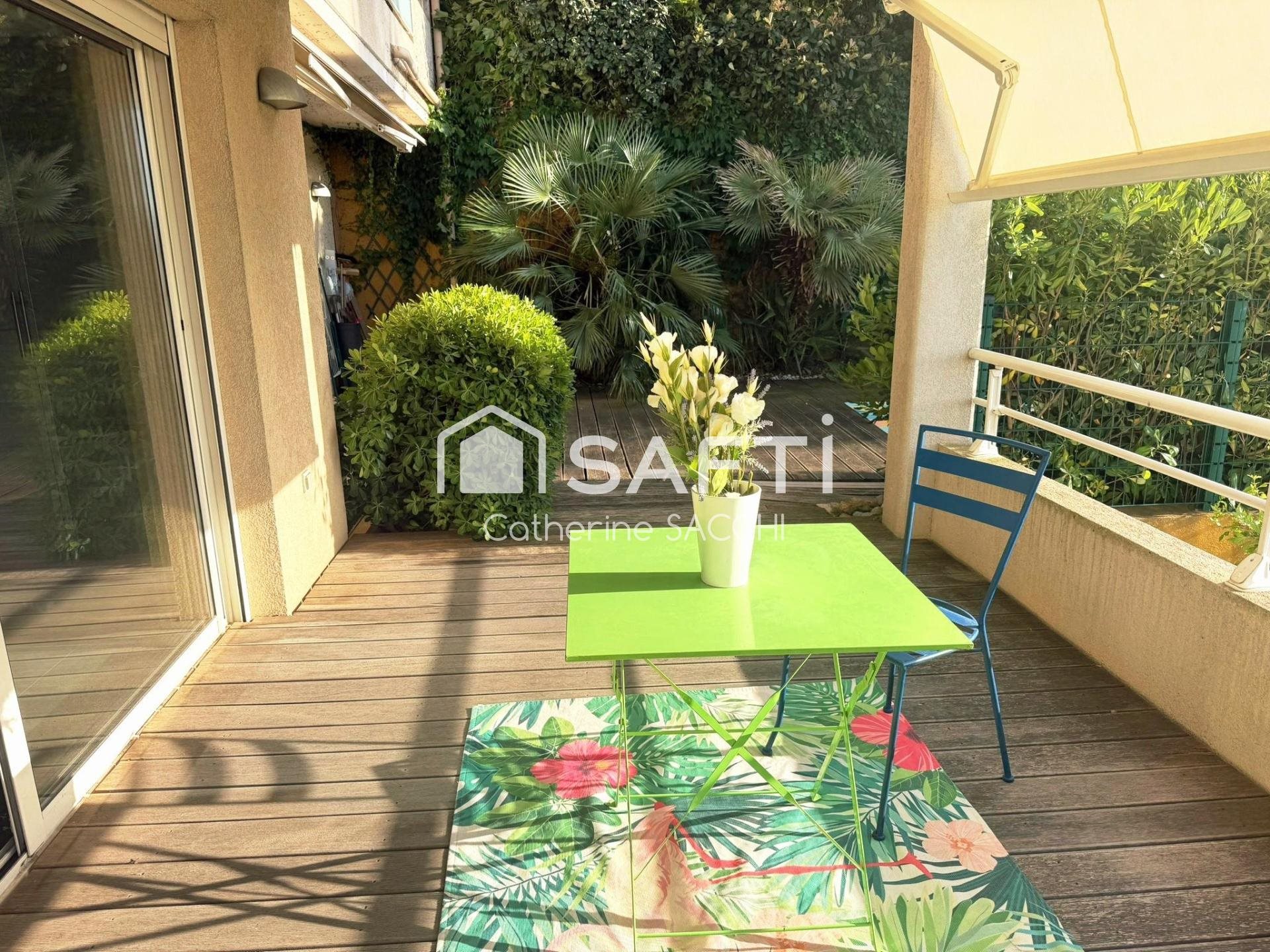 Appartement à vendre, 69m², Saint-Raphaël