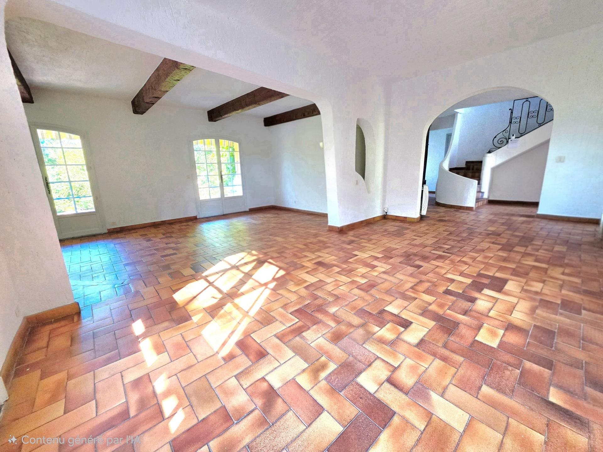 Maison à vendre, 196m², Saint-Raphaël