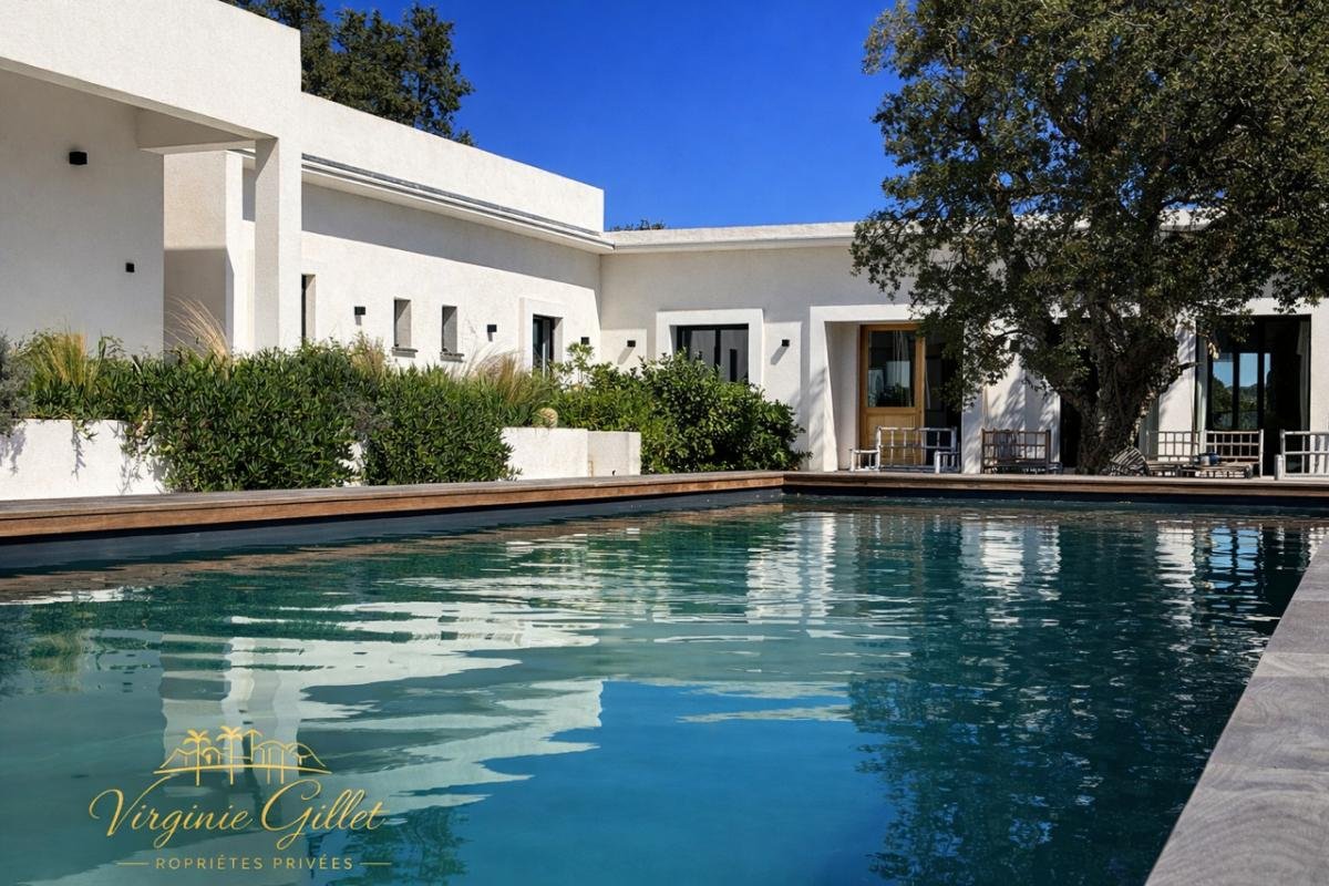 Maison à vendre, 200m², Sainte-Lucie de Porto-Vecchio