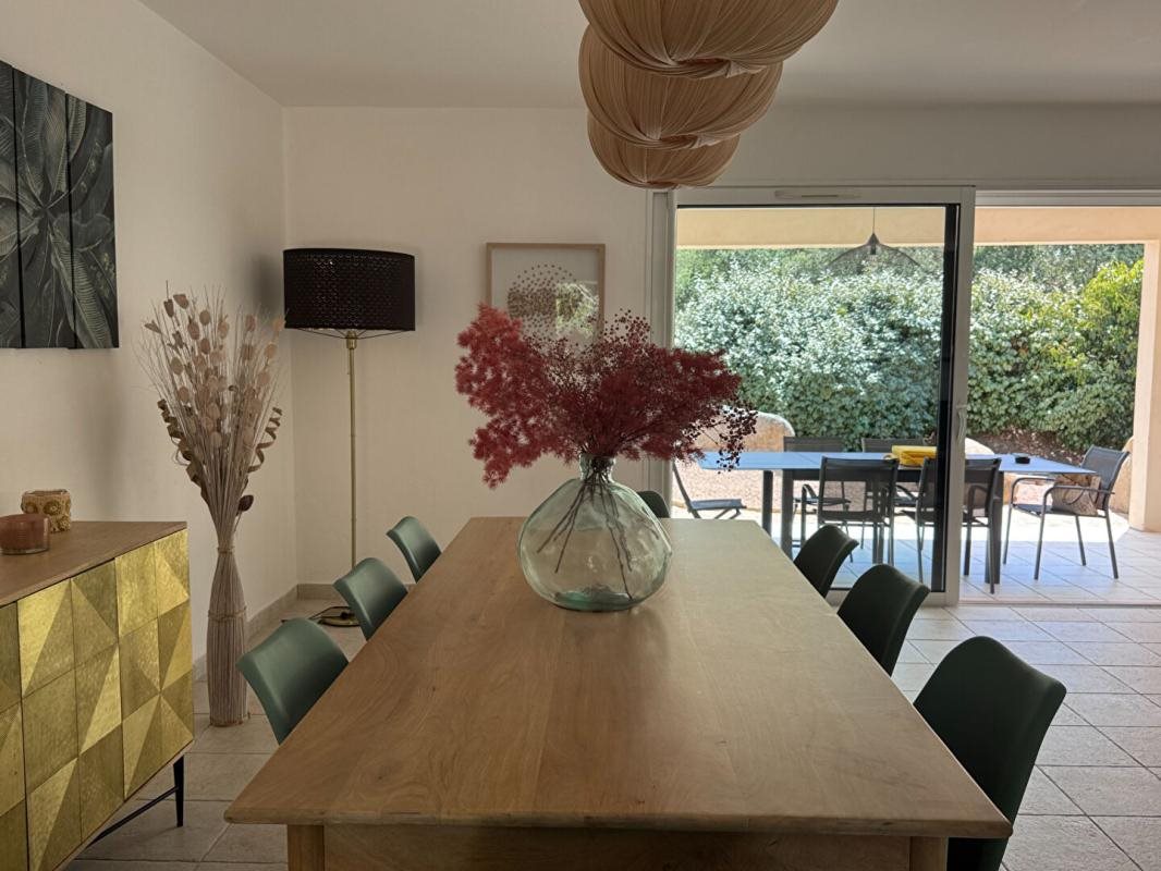 Maison à vendre, 132m², Lecci