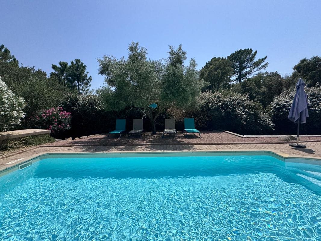 Maison à vendre, 132m², Lecci