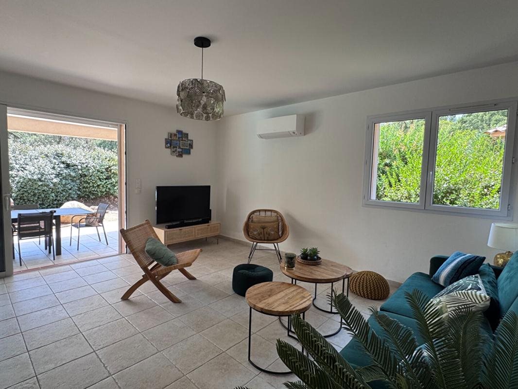 Maison à vendre, 132m², Lecci