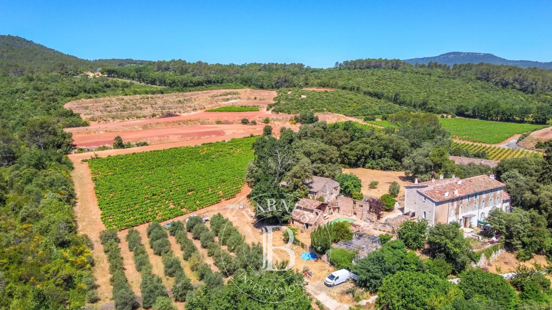 Maison à vendre, 935m², Besse-sur-Issole