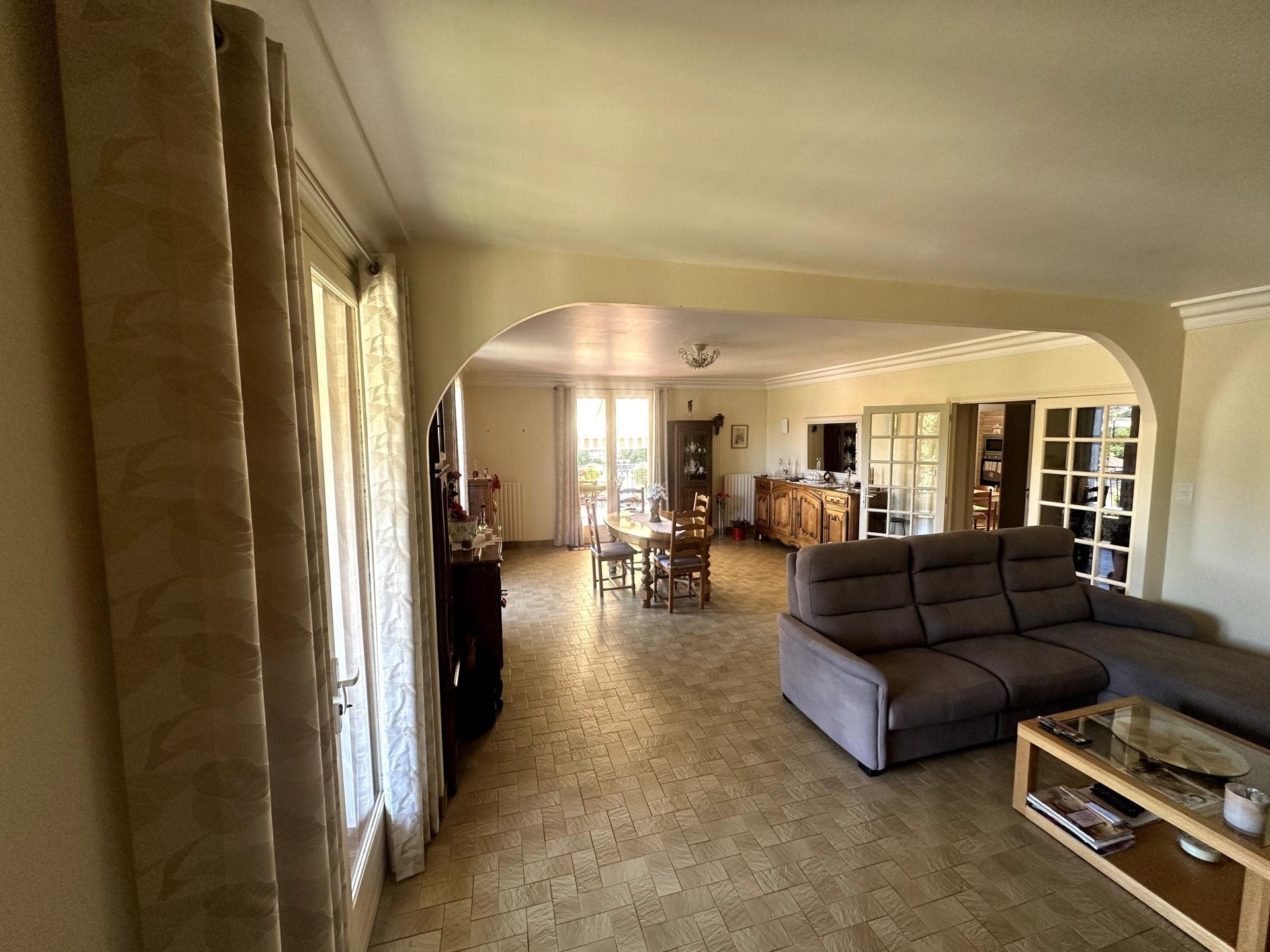 Maison à vendre, 224m², Villefranche-de-Rouergue