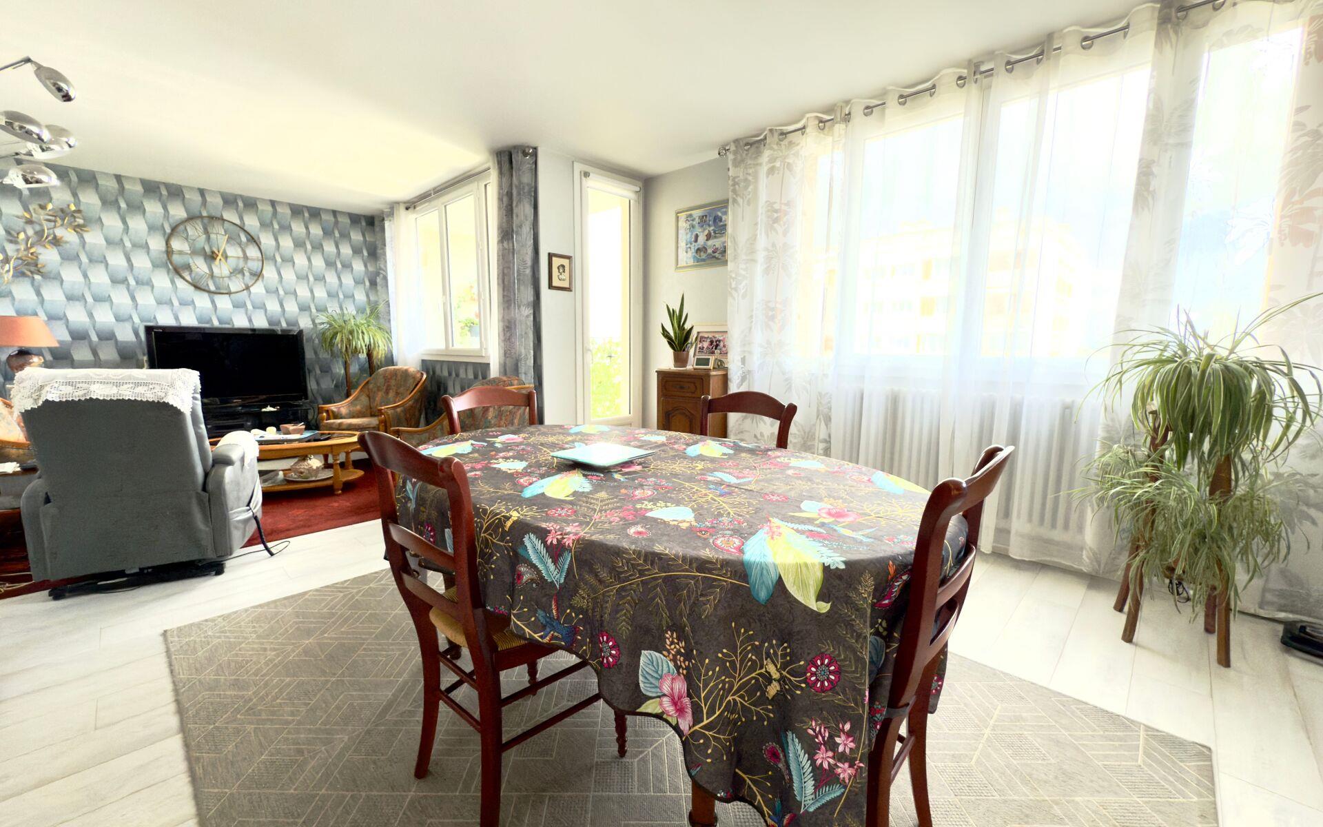 Appartement à vendre, 70m², Poitiers