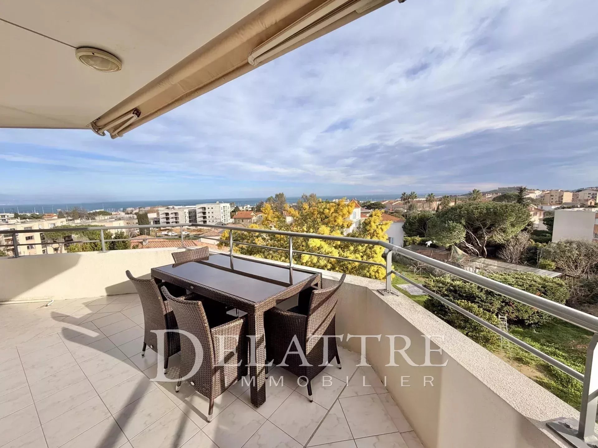 Appartement à vendre, 65m², Antibes