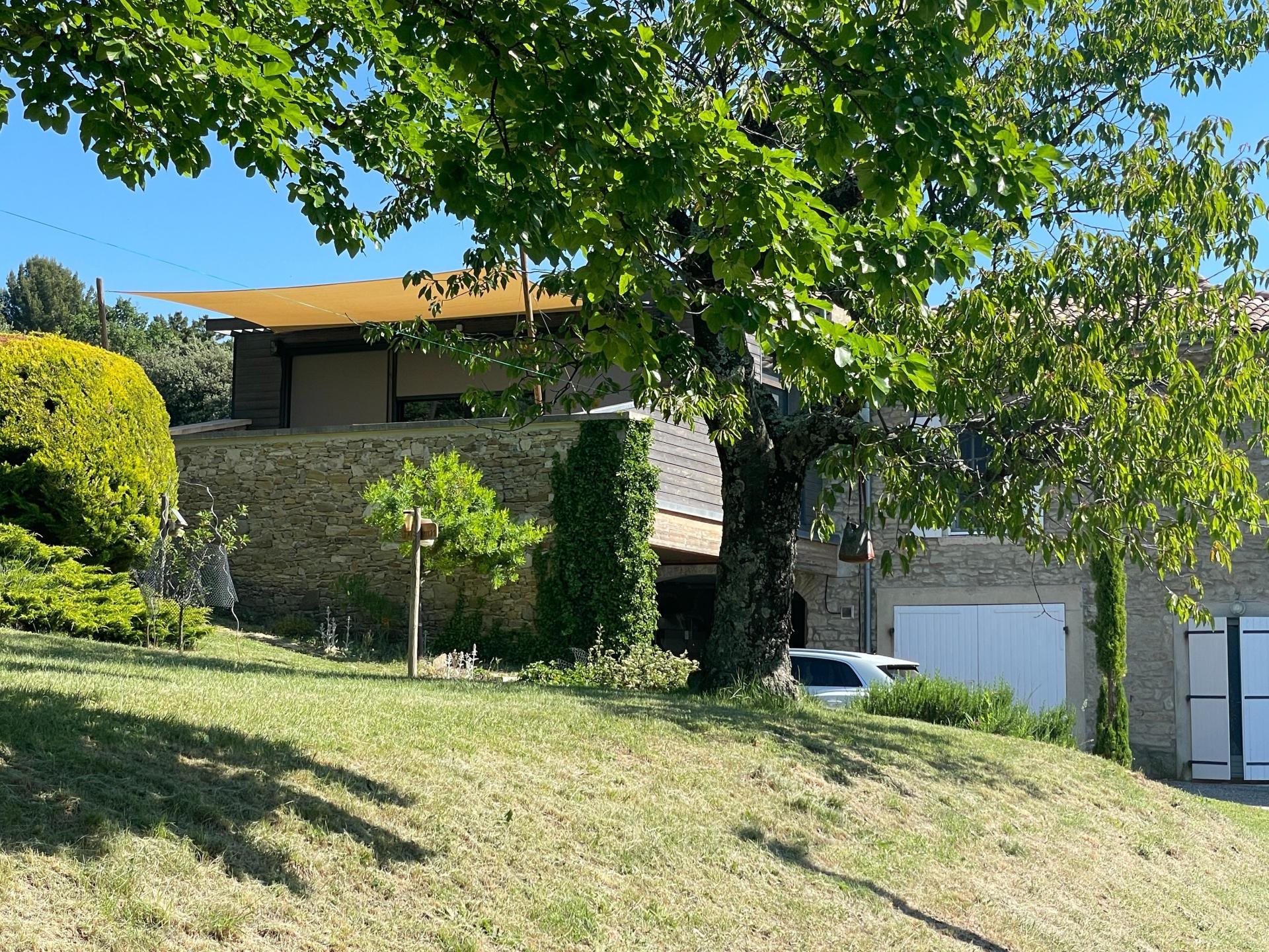 Maison à vendre, 300m², La Bégude-de-Mazenc