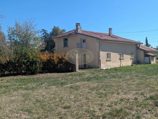 Maison 5 pièces 160 m² · à Trie-sur-Baïse · 160 m² · 144 000 €
