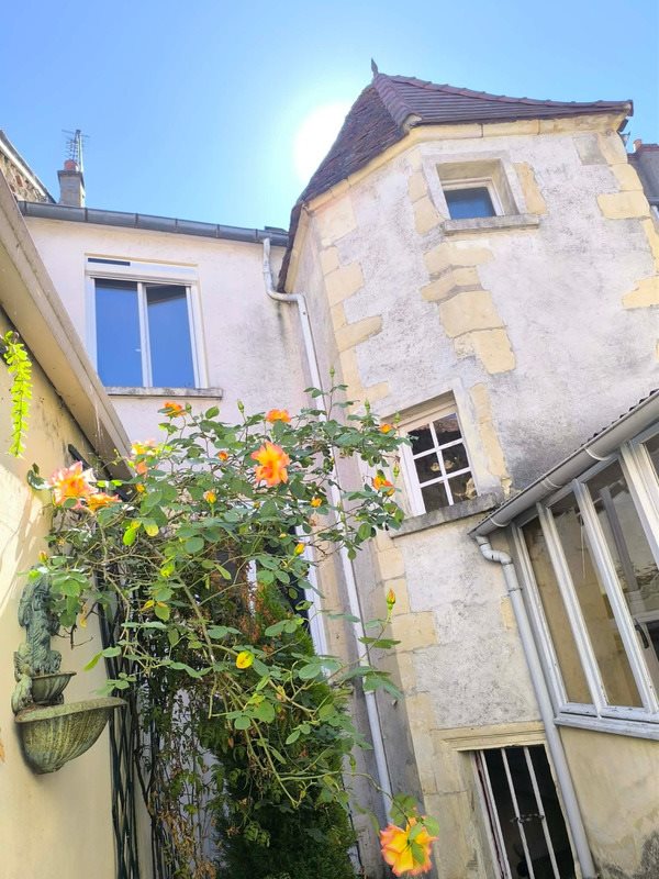 Maison à vendre, 229m², Nevers