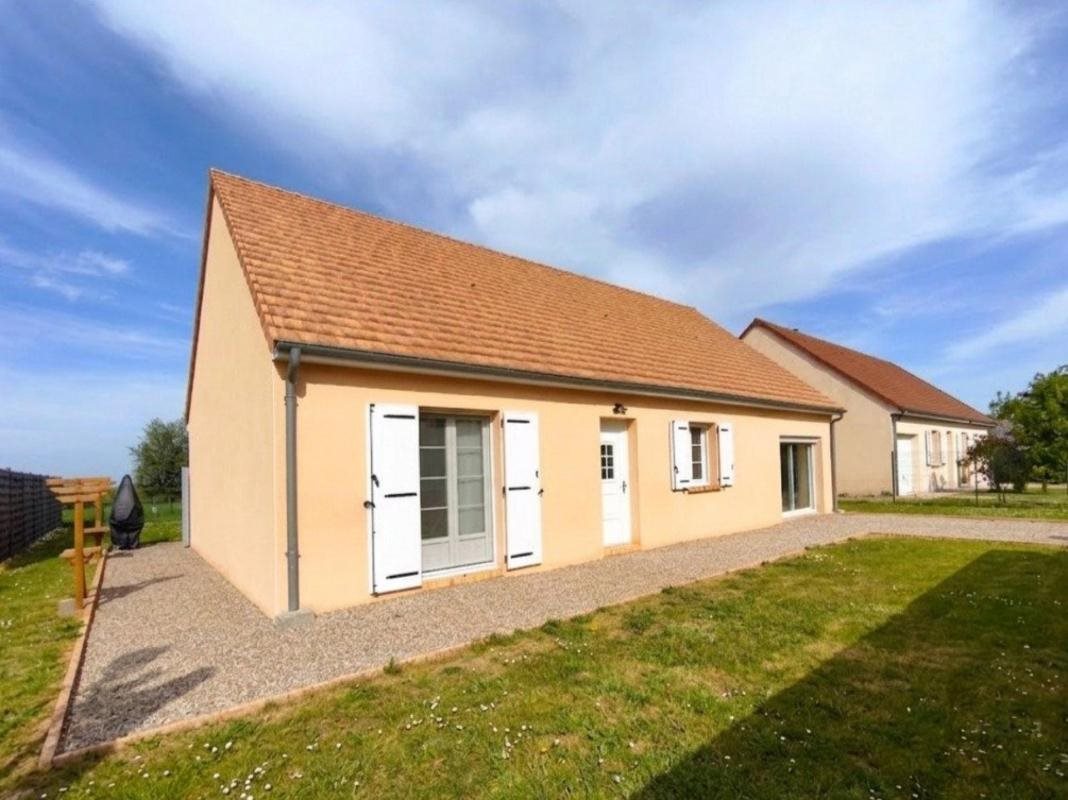 Maison à vendre, 100m², Sainte-Sabine-sur-Longève
