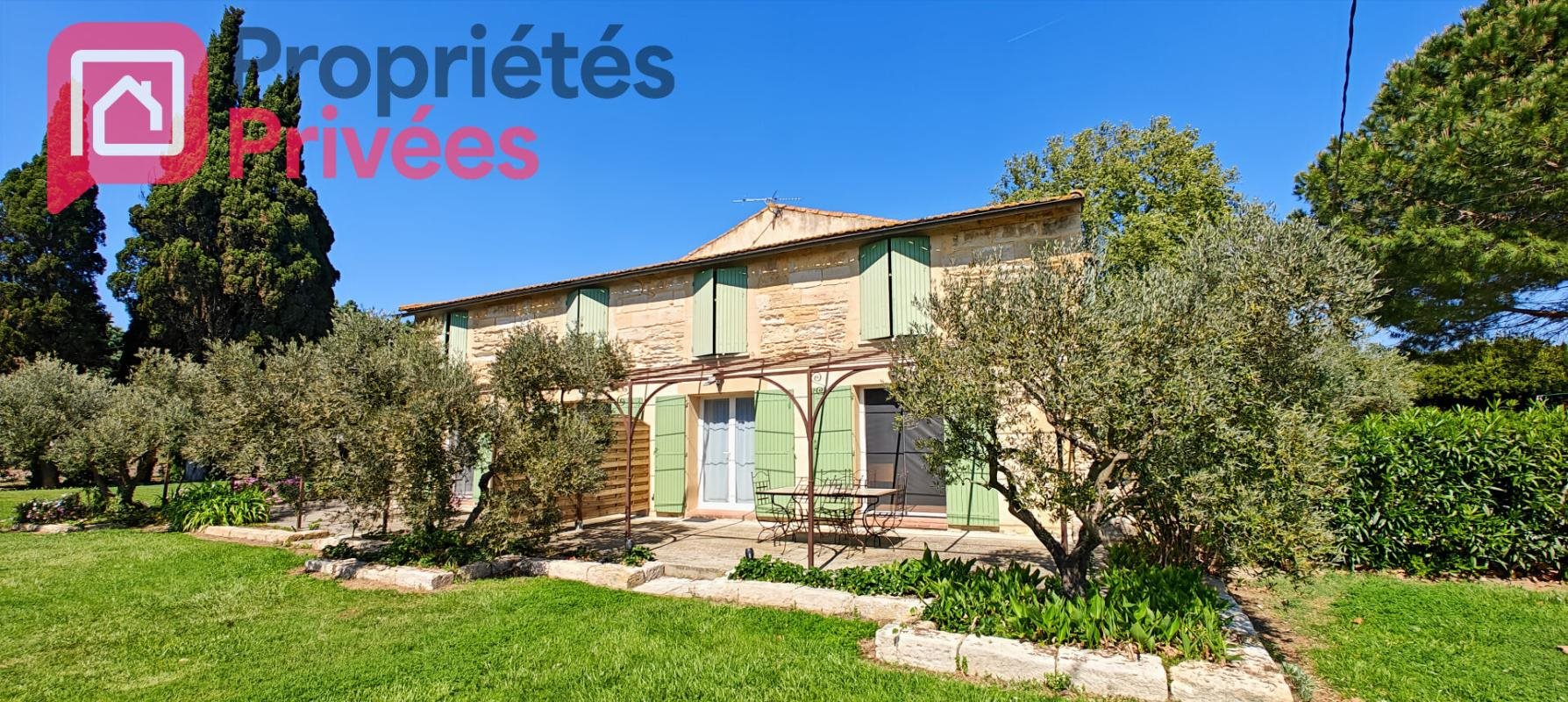 Maison à vendre, 376m², Mas-Thibert
