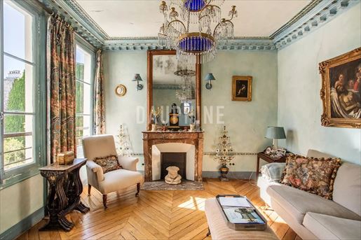 4 pièces 62 m² · à Paris 7ème · 62 m² · 1 248 000 €