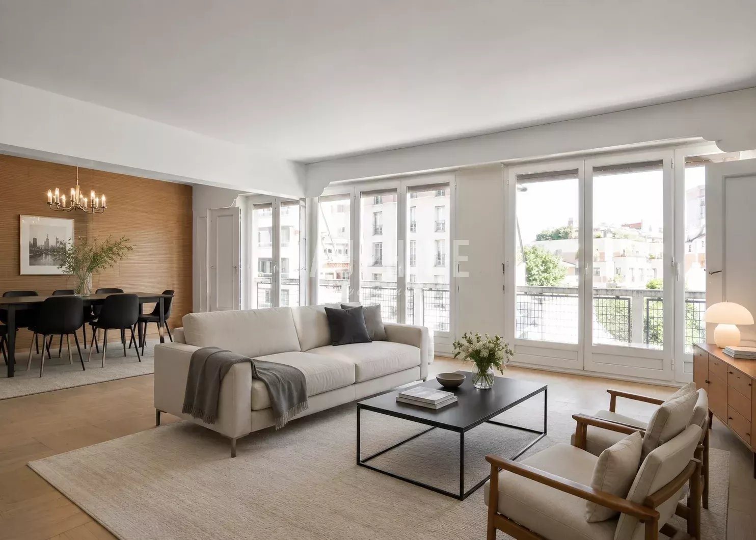 4-bed apartment, 160 m²