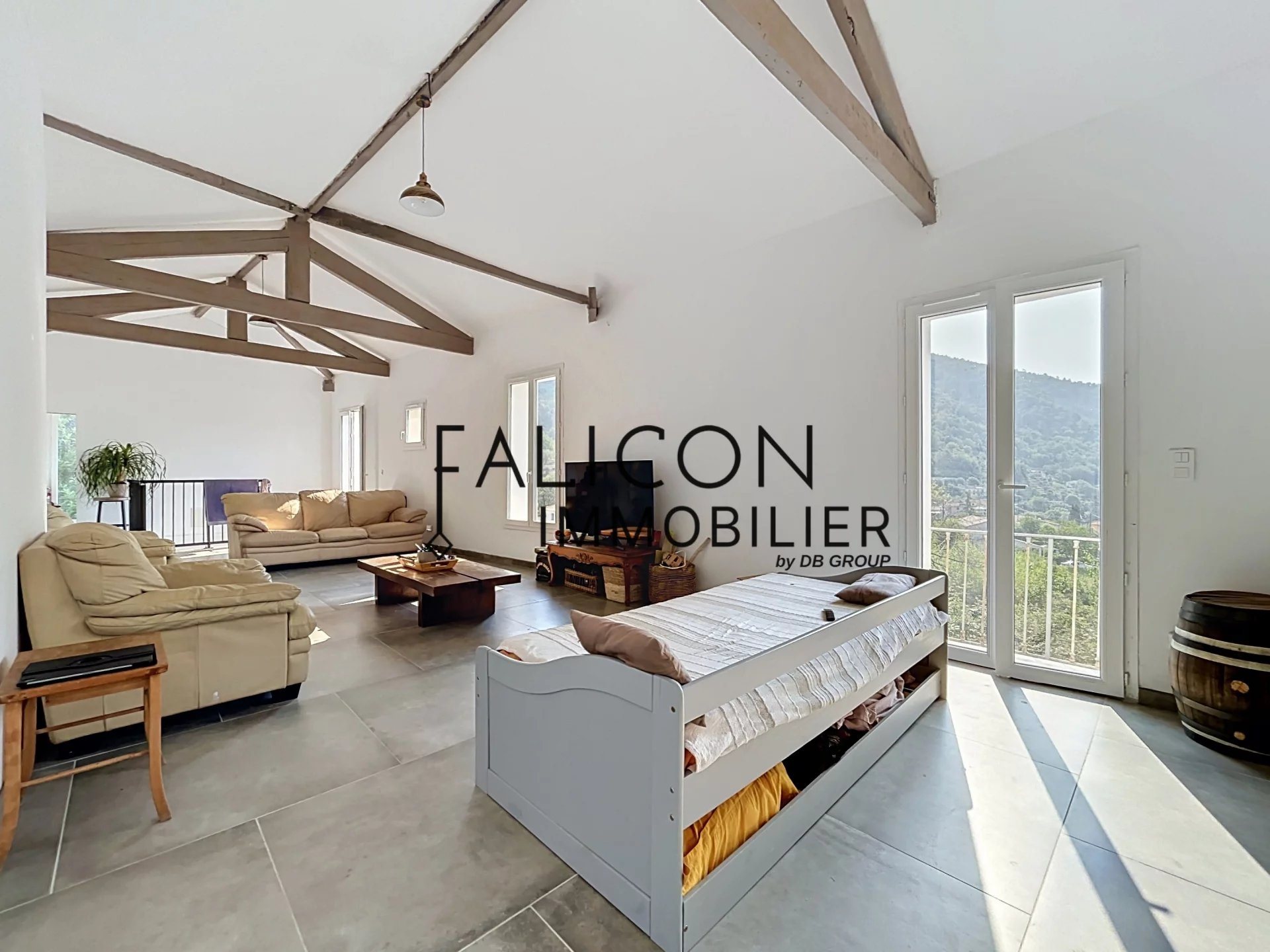 Maison à vendre, 200m², Tourrette-Levens