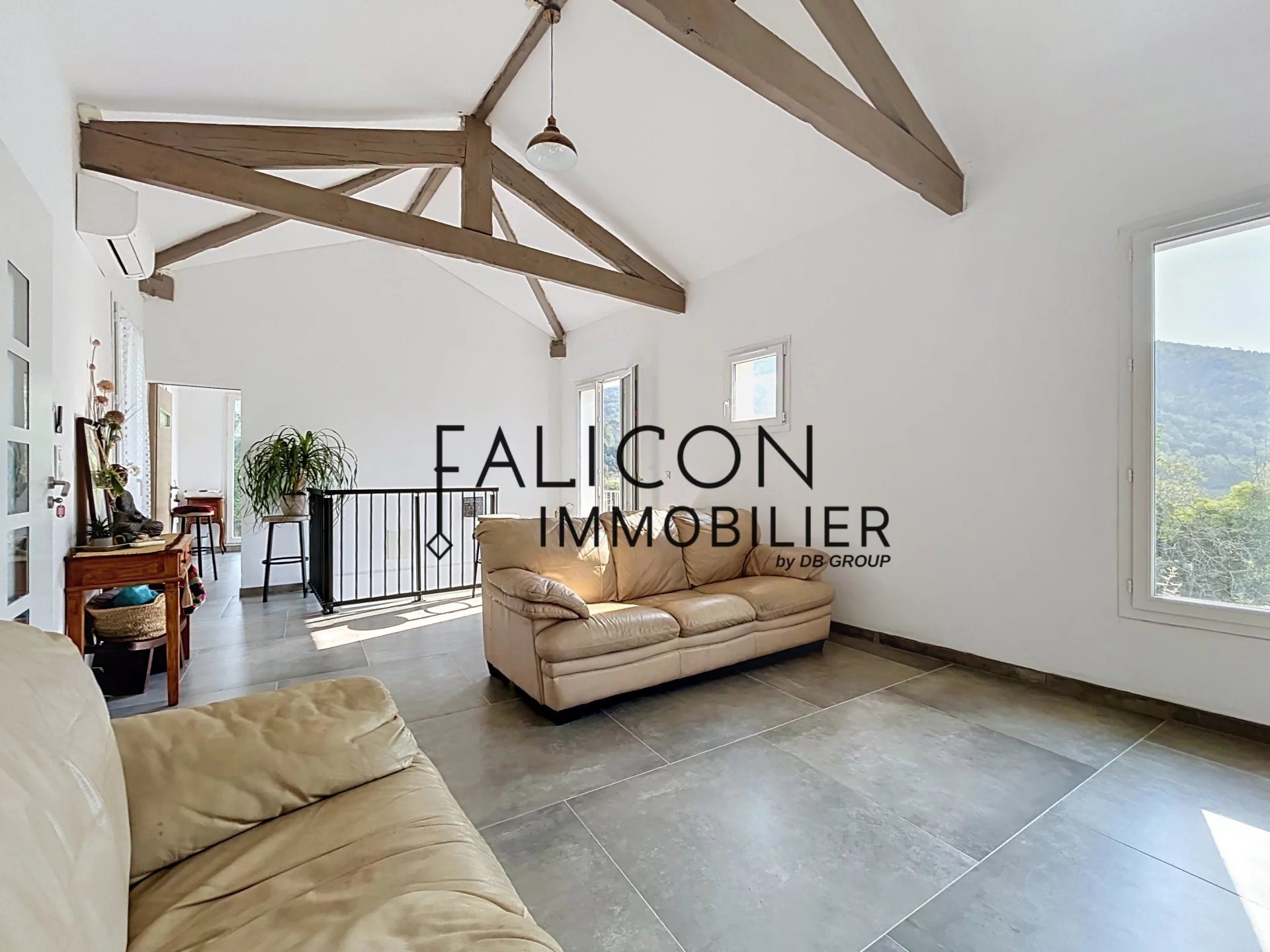 Maison à vendre, 200m², Tourrette-Levens