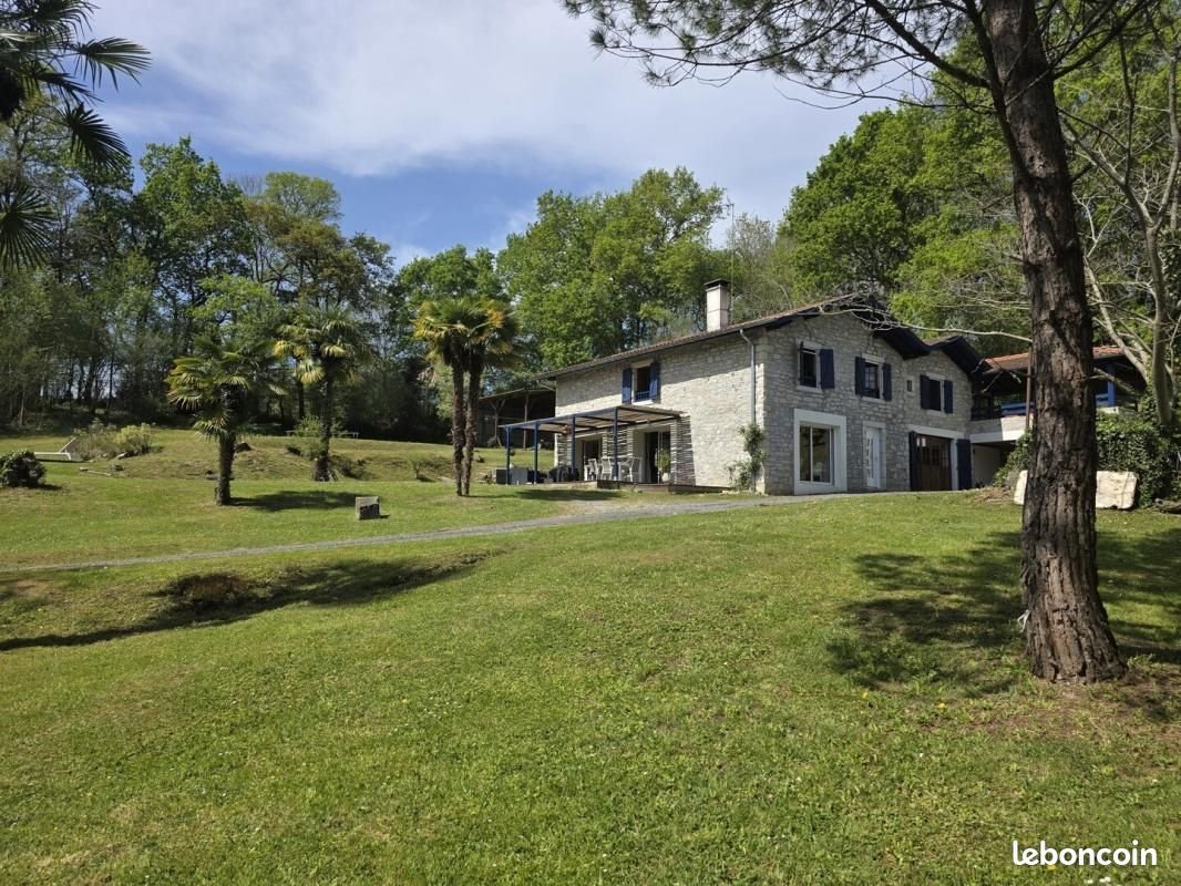 Maison à vendre, 238m², Mouguerre