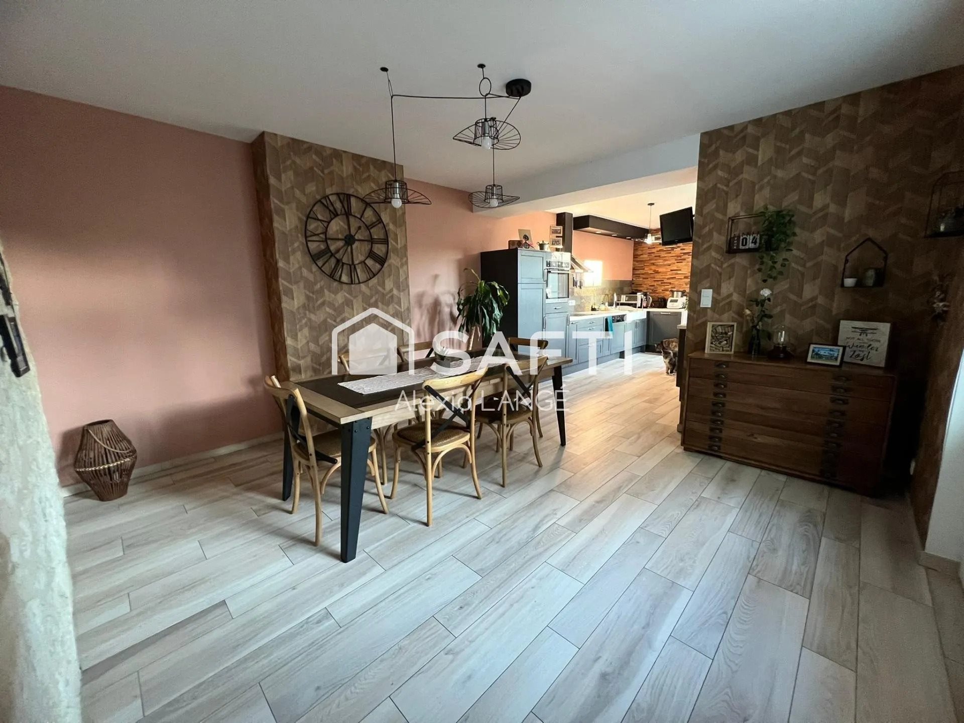 Maison à vendre, 251m², L'Ile-Bouchard