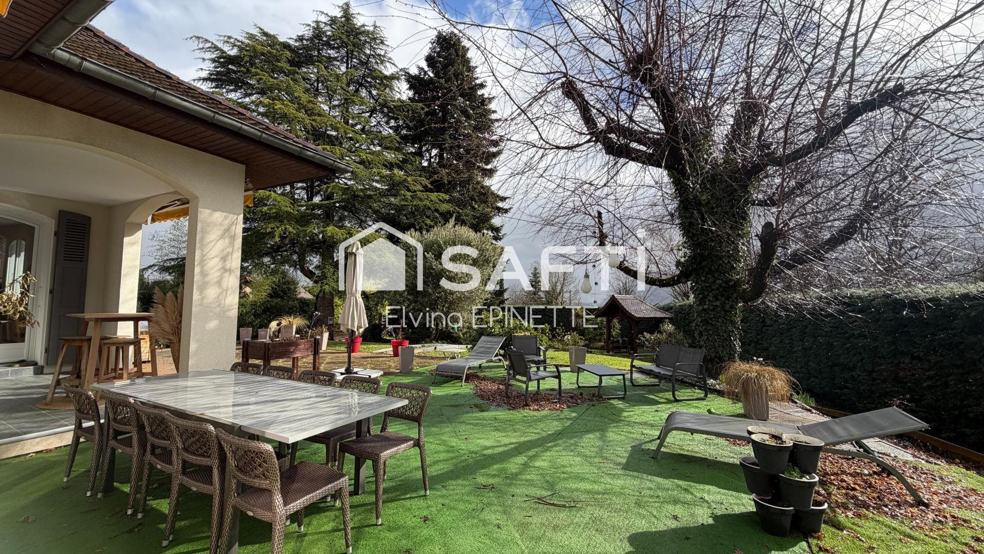 Maison à vendre, 259m², Saint-Jean-de-Moirans