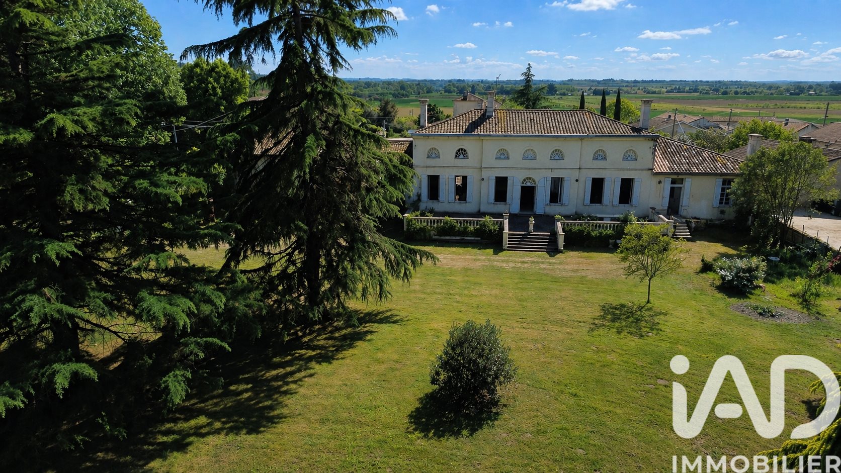 Maison à vendre, 210m², Lamothe-Landerron