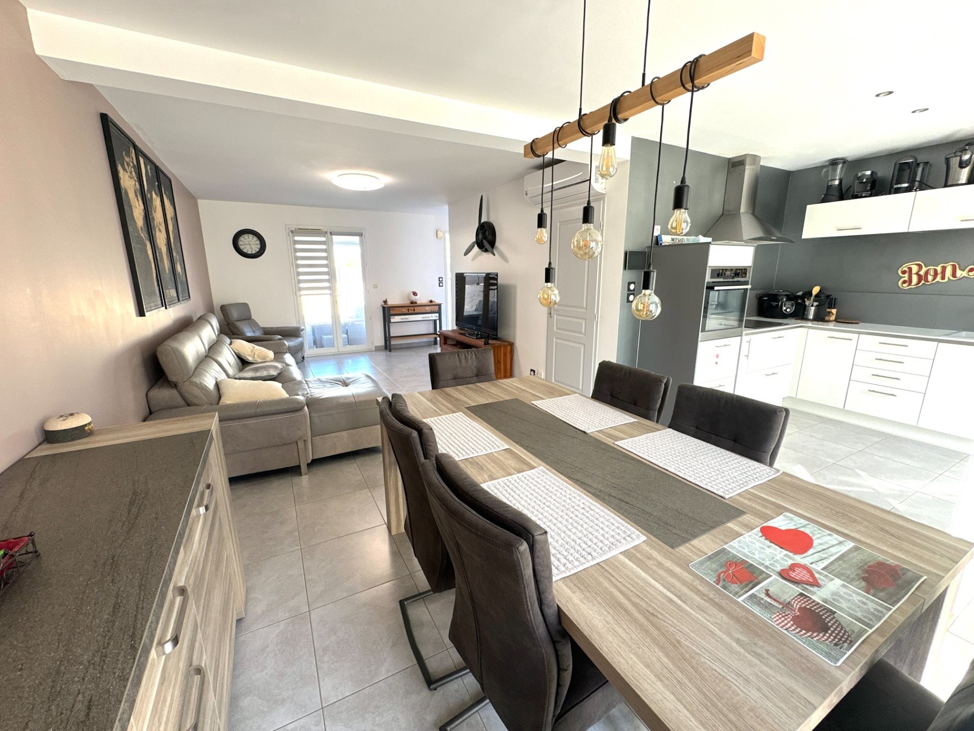 Maison à vendre, 94m², Beauvoisin