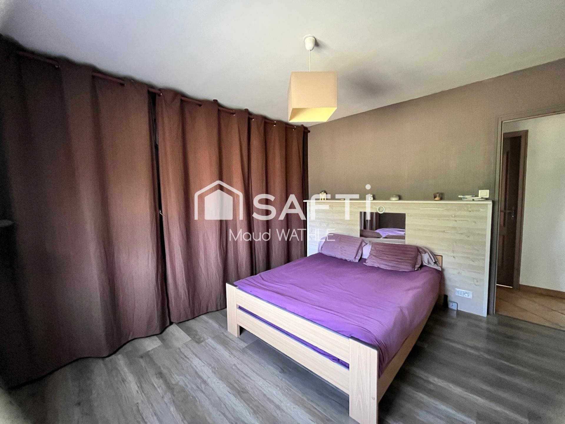 Maison à vendre, 122m², Grosbreuil