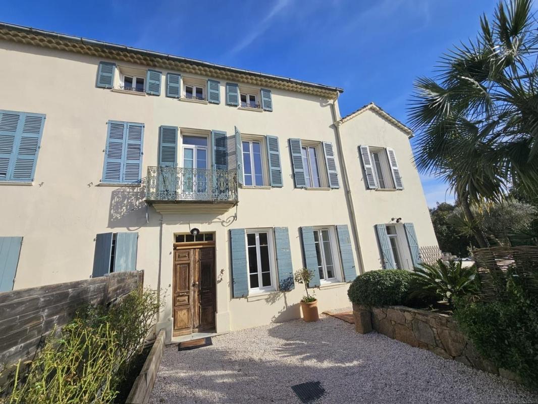 Maison à vendre, 141m², Cogolin