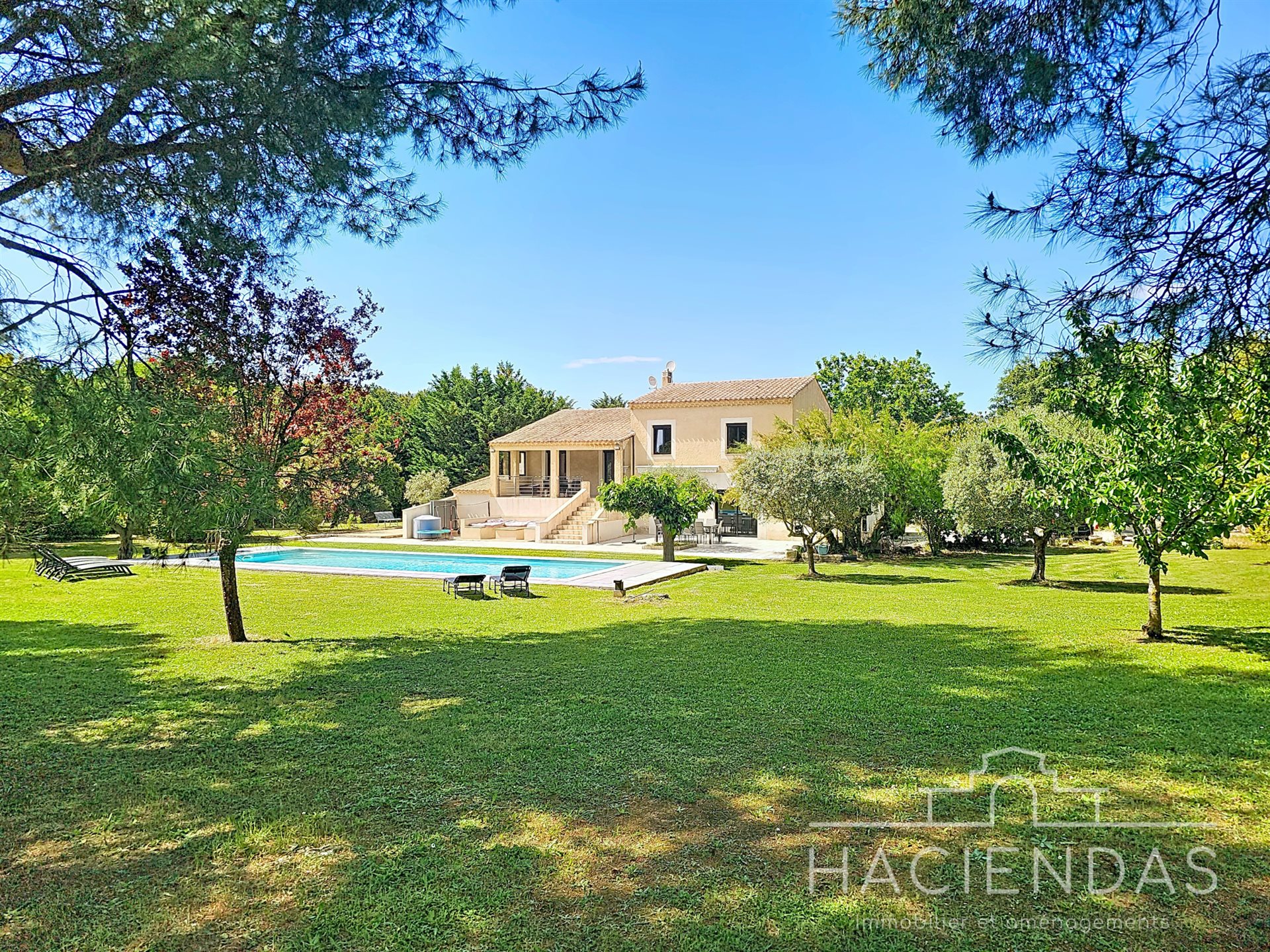 Maison à vendre, 226m², Meyrargues