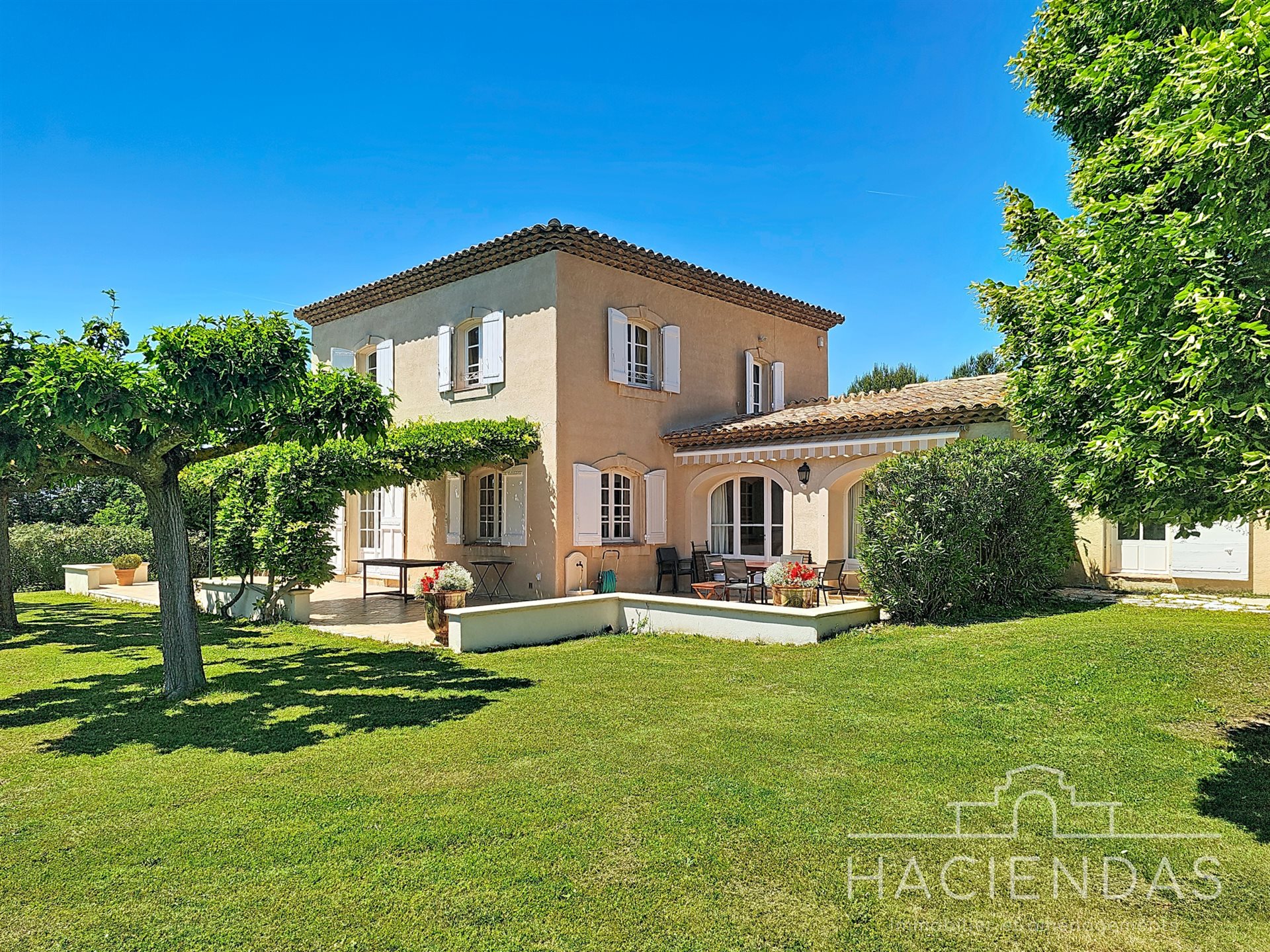 Maison à vendre, 360m², Aix-en-Provence