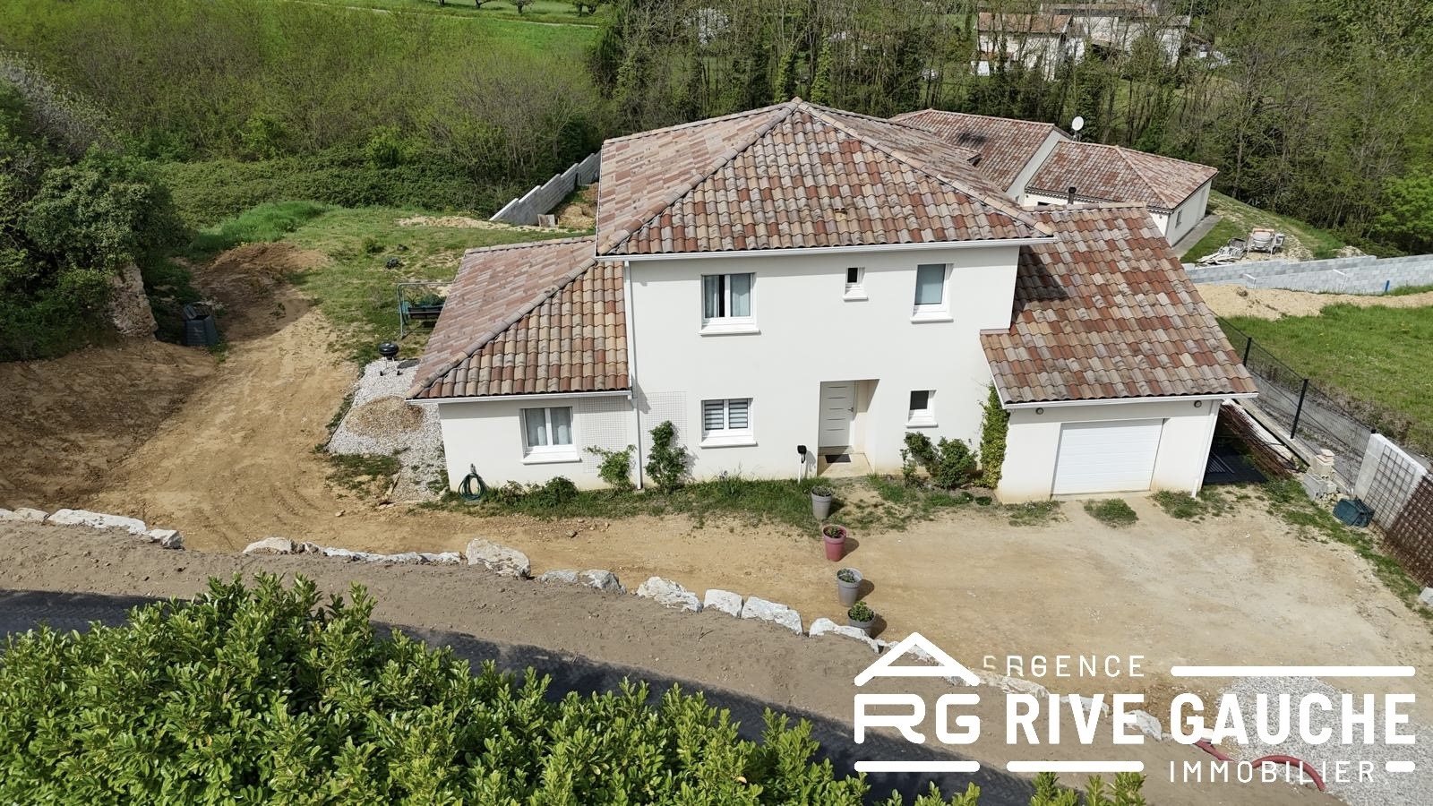 Maison à vendre, 135m², Beausemblant