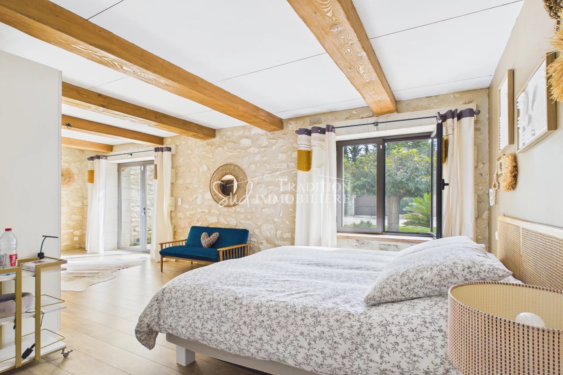Maison à vendre, 303m², Mollégès