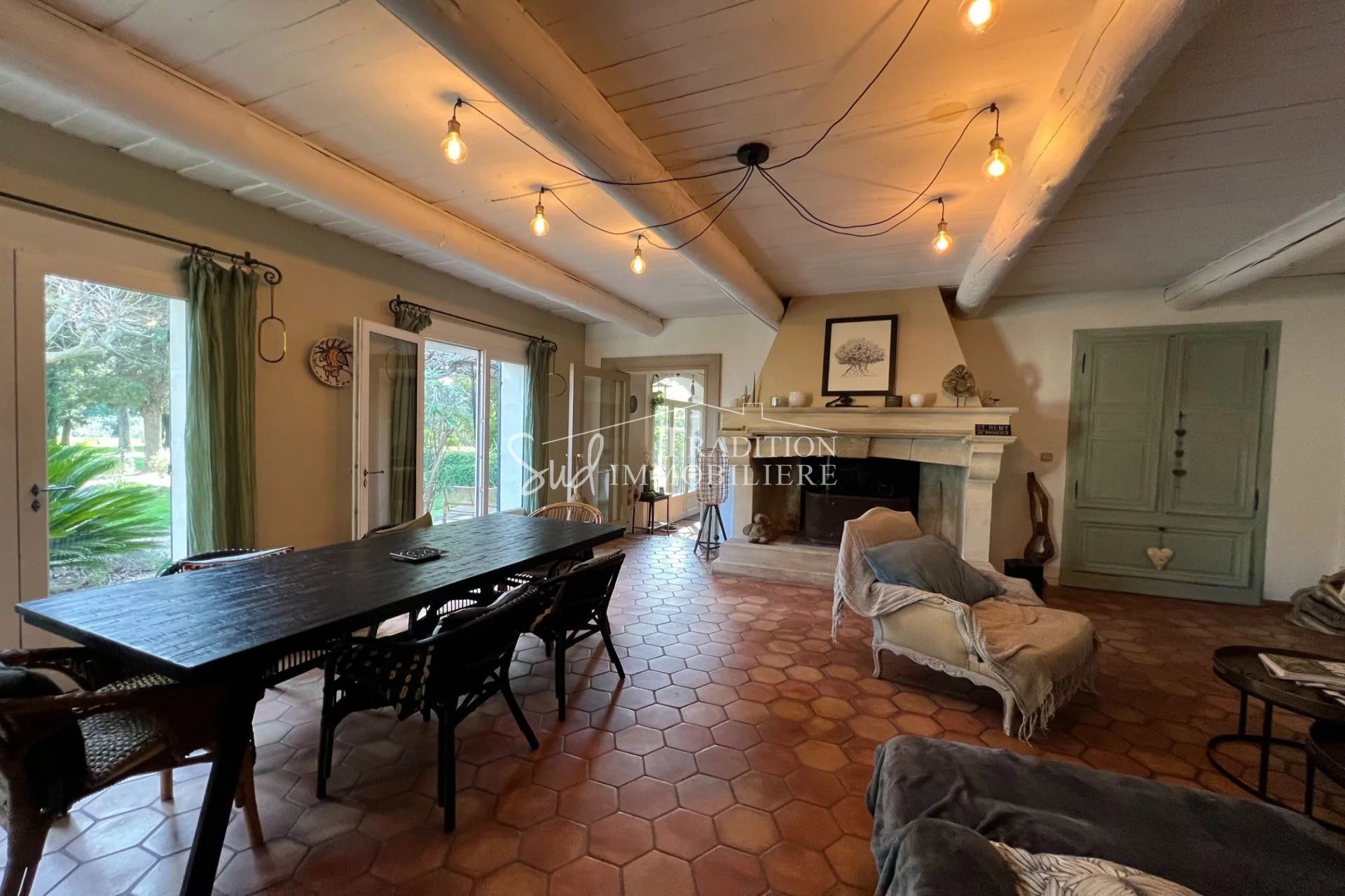 Maison à vendre, 250m², Saint-Rémy-de-Provence