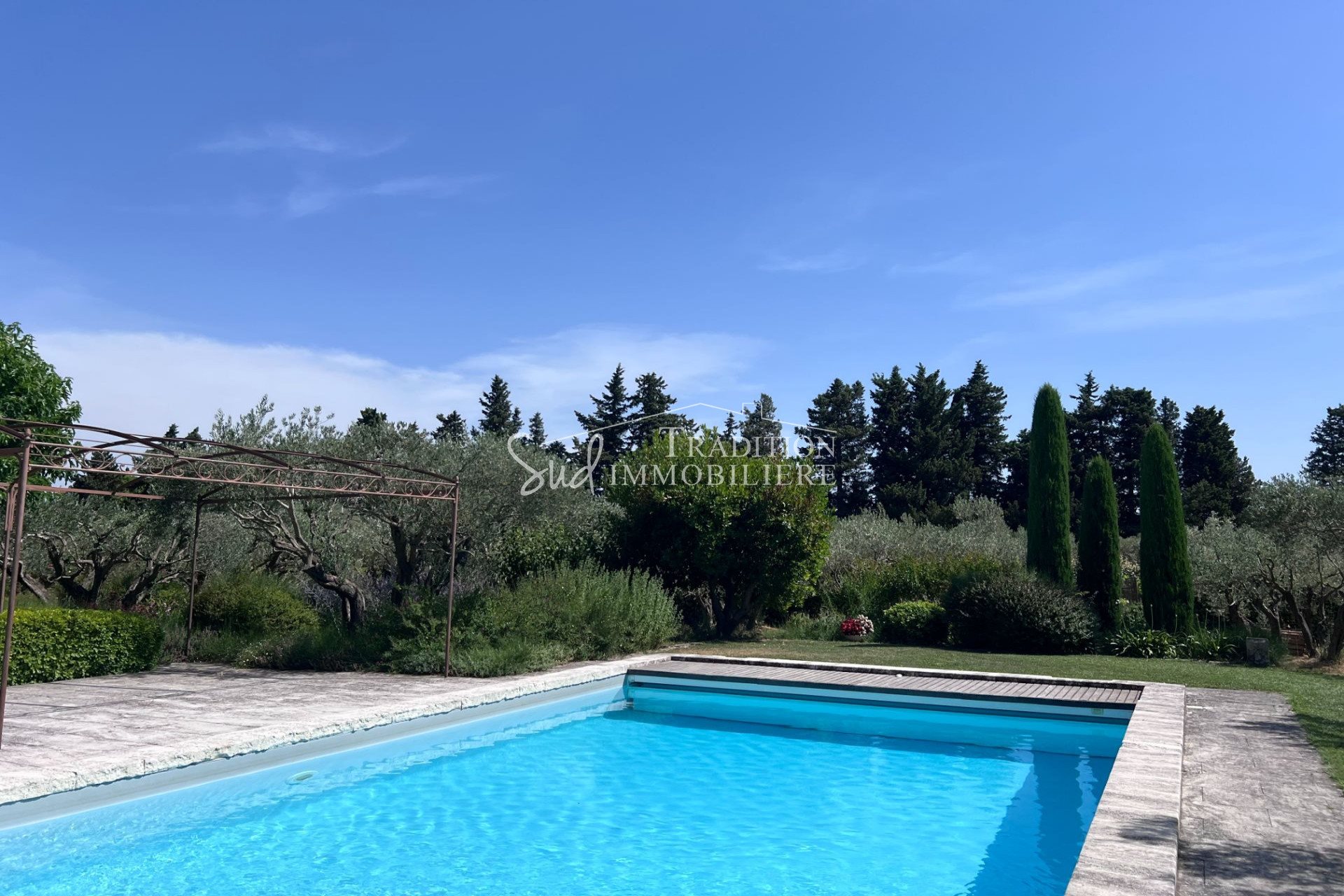 Maison à vendre, 194m², Paradou